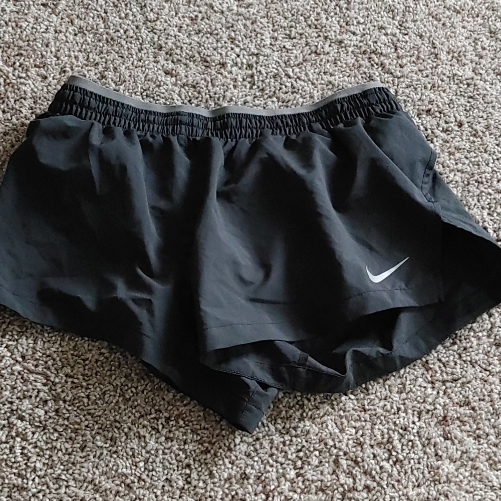 Running shorts